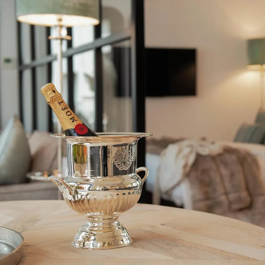 ELEGANCE ROOM - Aparta&Suite - Automatized Apartment Bassano del Grappa