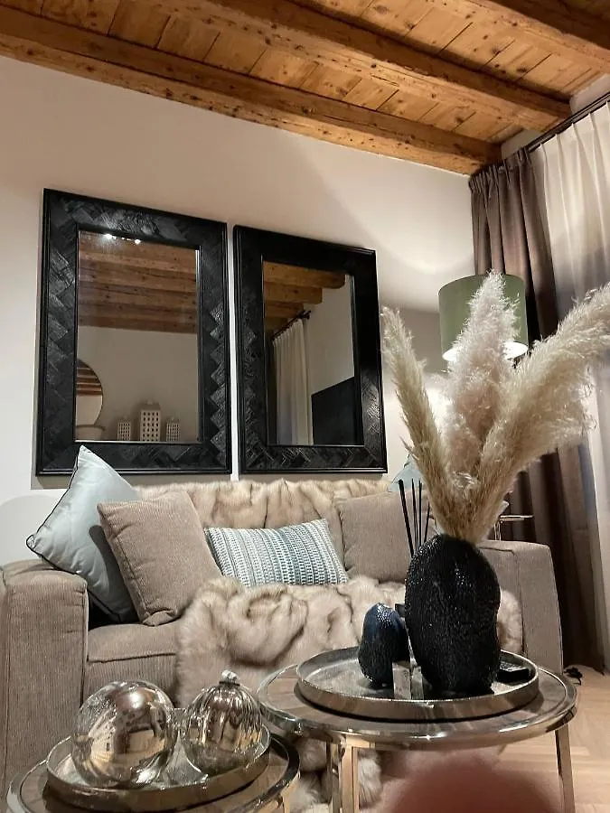 Elegance Room - Aparta & Suite - Automatized Apartment Bassano del Grappa